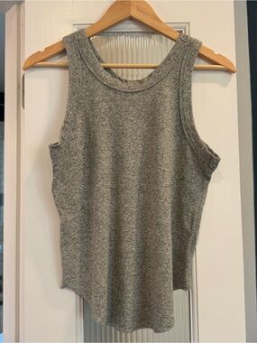 EVEREVE Chaser Heather Grey Racer Back Tank Size M